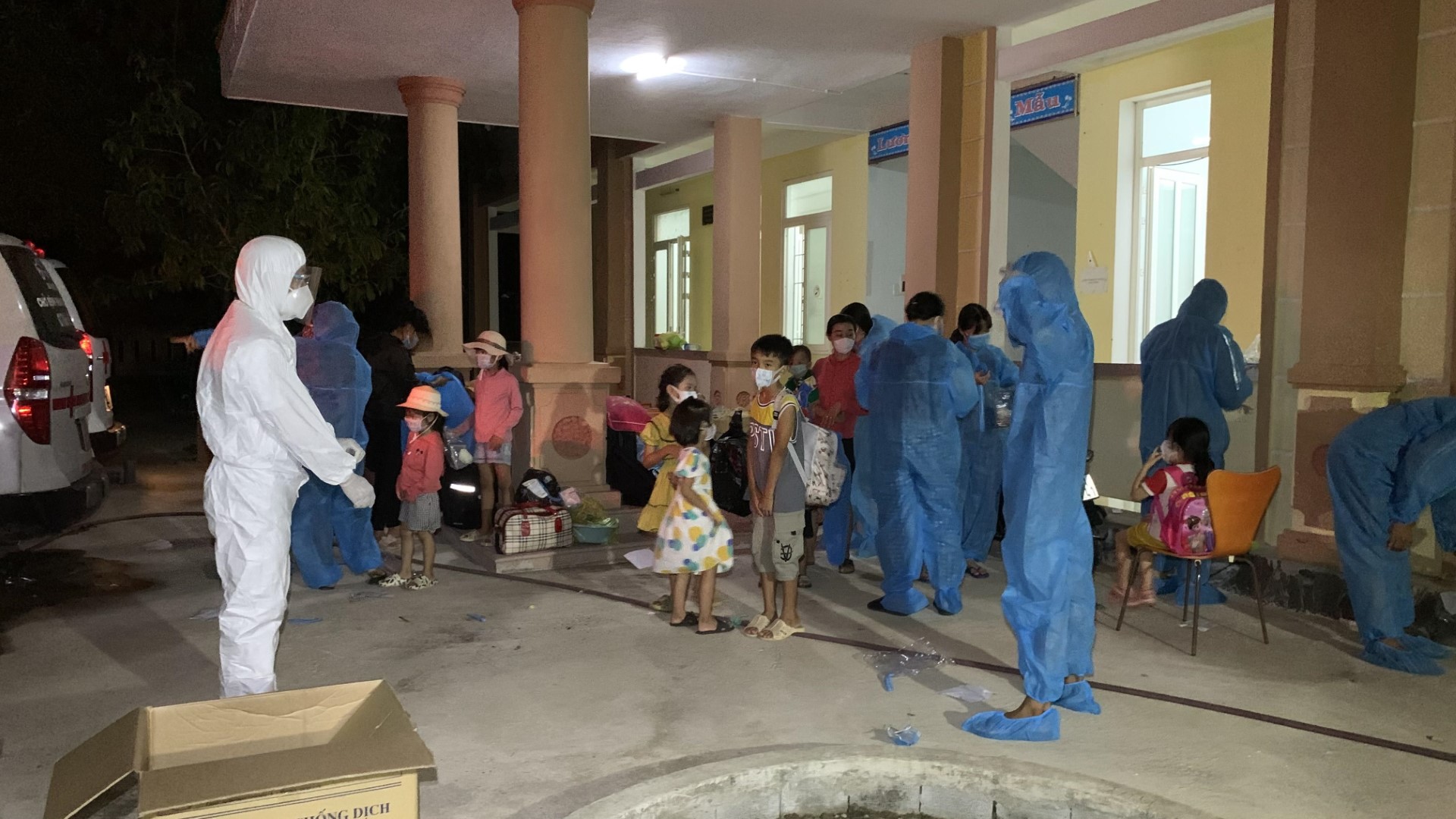 Quảng Bình xuất hiện thêm nhiều ổ dịch mới, Viện Pasteur Nha Trang cử đoàn chi viện
