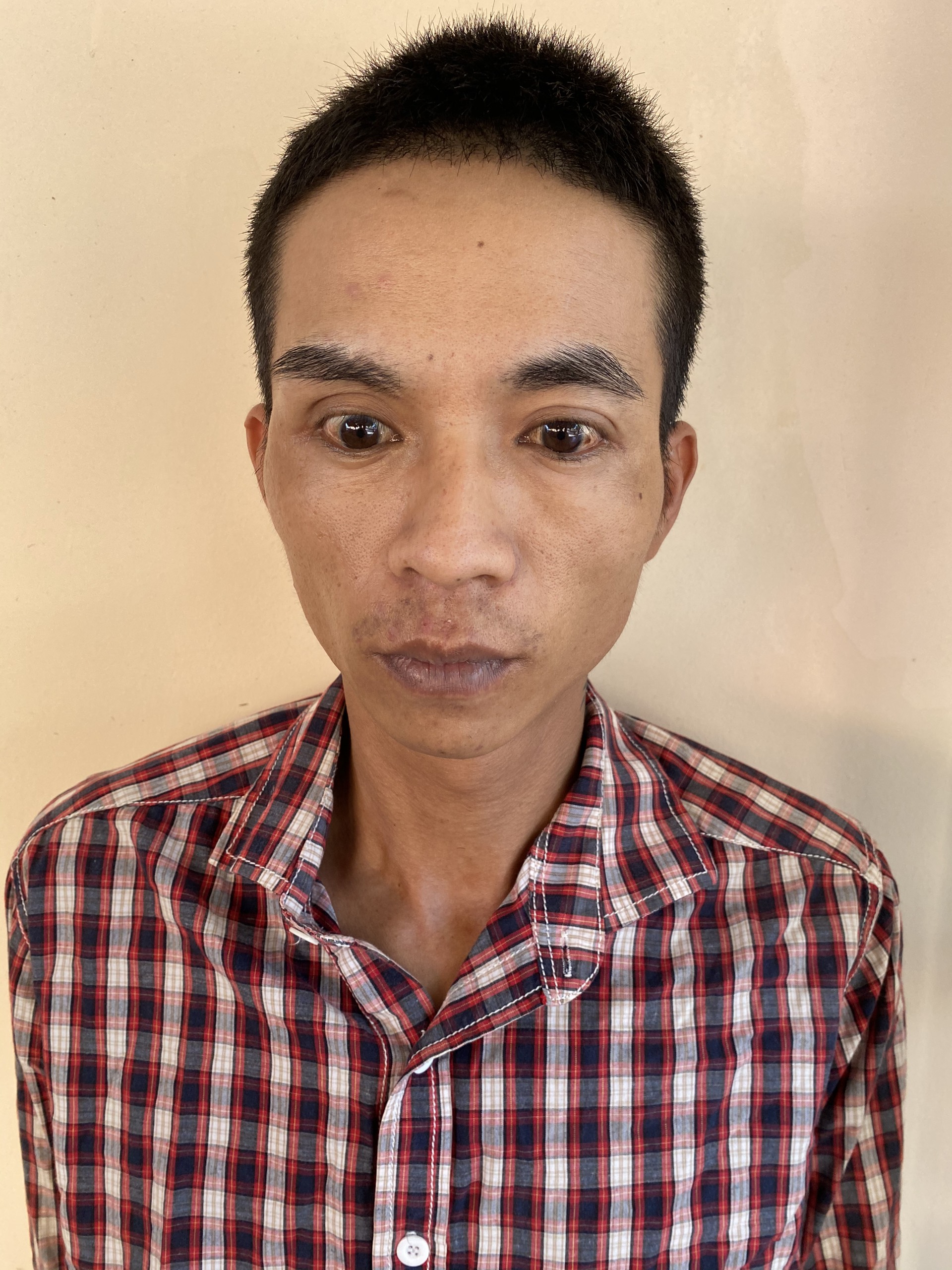 Nguy&ecirc;n nh&acirc;n vụ hỗn chiến n&aacute;o loạn Bệnh viện Đa khoa Quảng Nam - Ảnh 2.