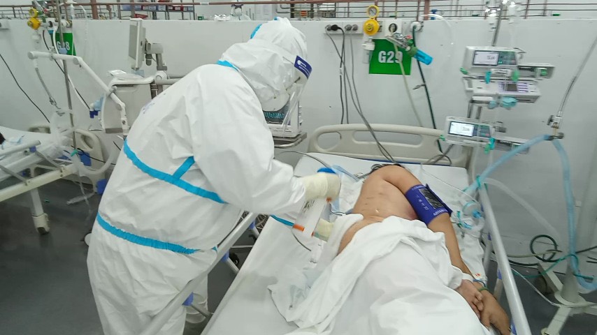 TP HCM: Bên trong bệnh viện dã chiến số 14 chuyên cấp cứu bệnh nhân Covid-19 - Ảnh 6.