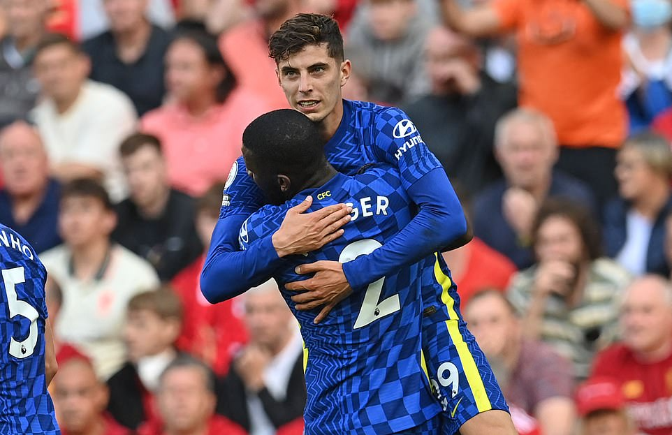Thẻ đỏ mất qu&acirc;n, Chelsea ki&ecirc;n cường cầm h&ograve;a Liverpool ở Anfield - Ảnh 4.