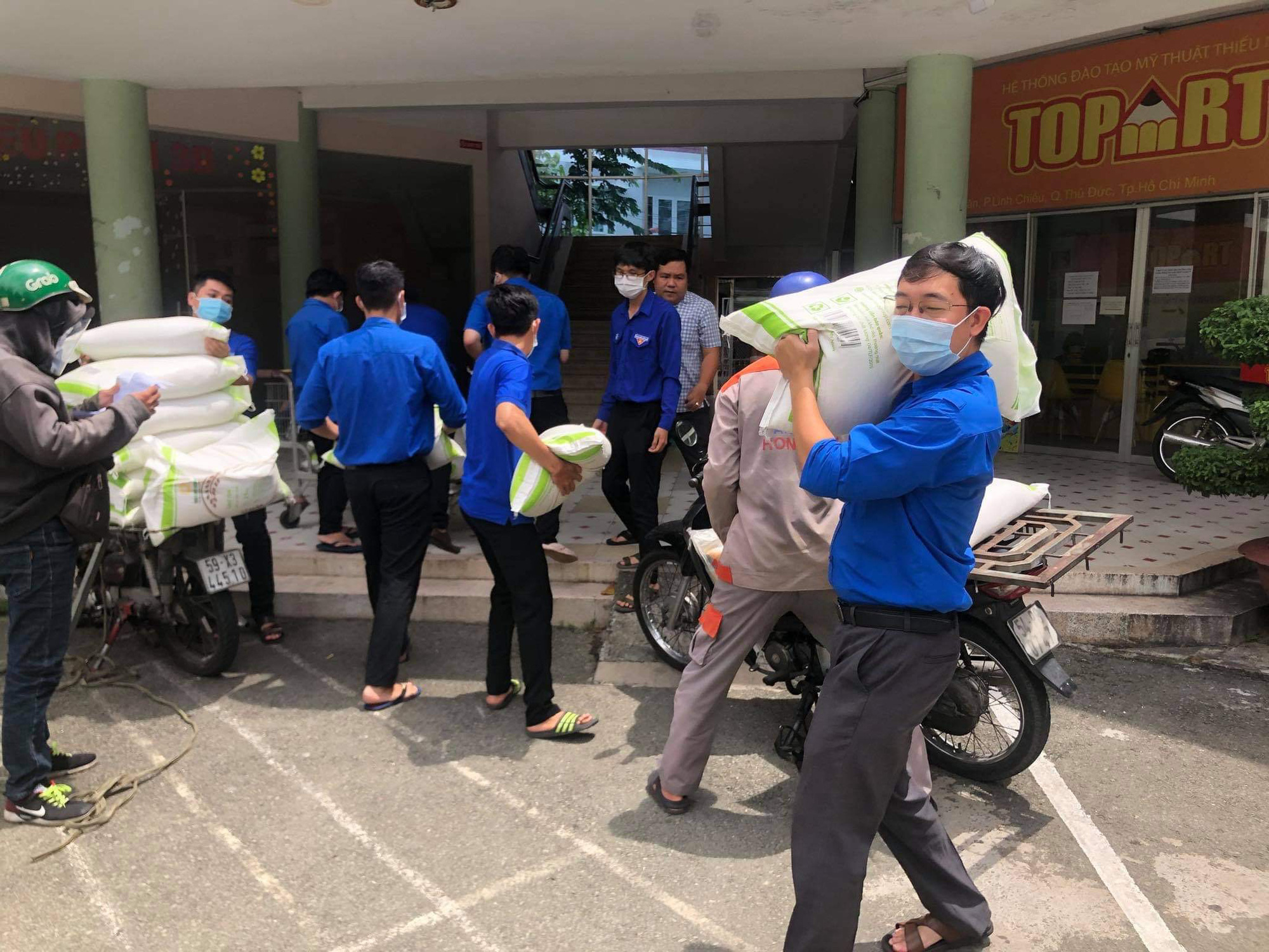 Kh&ocirc;ng sợ kẻ th&ugrave; giấu mặt! - Ảnh 2.