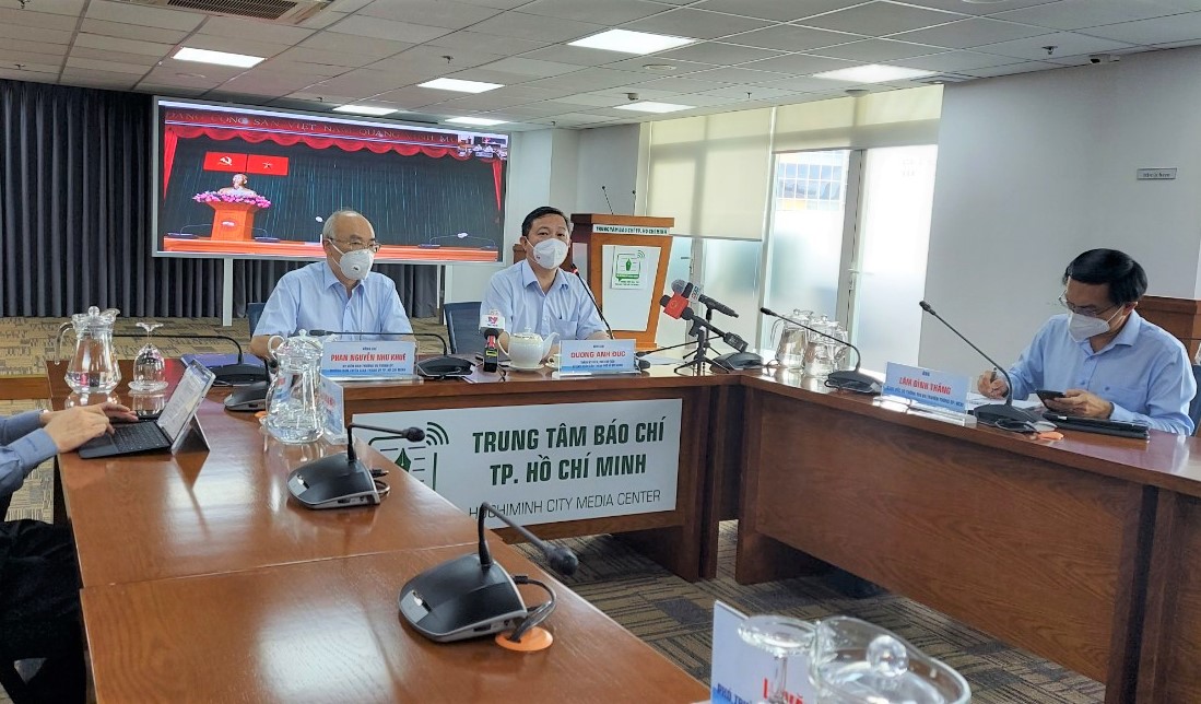 TP HCM bắt đầu đợt 6 tiêm vắc-xin ngừa Covid-19, 1 triệu liều Sinopharm Bắc Kinh còn chờ kiểm định - Ảnh 1.