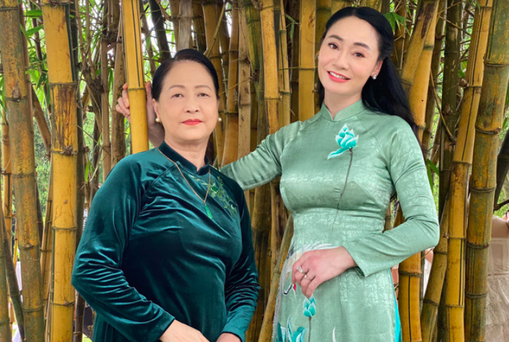 Hương vị t&igrave;nh th&acirc;n tung thiệp cưới đẹp long lanh của Long - Nam - Ảnh 3.