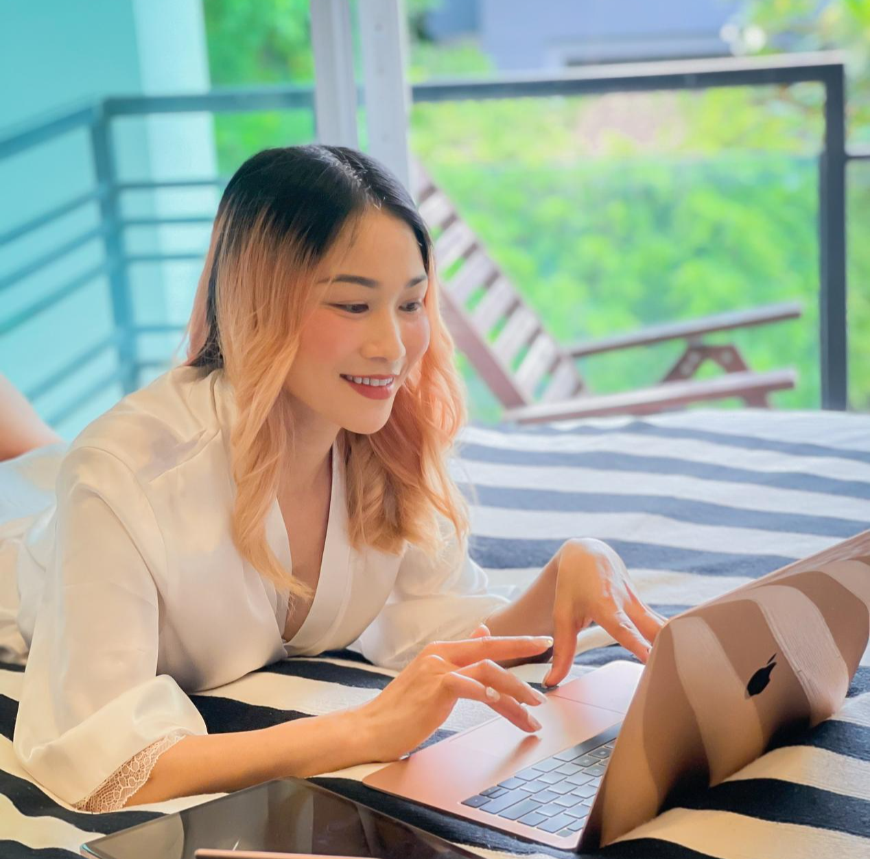 Cuộc sống viên mãn bên chồng người Thái của hoa hậu Xuân Nguyễn