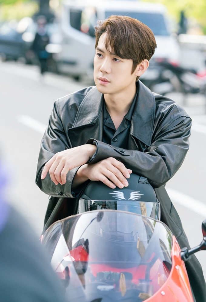 Yoo Yeon Seok - nghệ sĩ đa tài của showbiz Hàn - Ảnh 7.