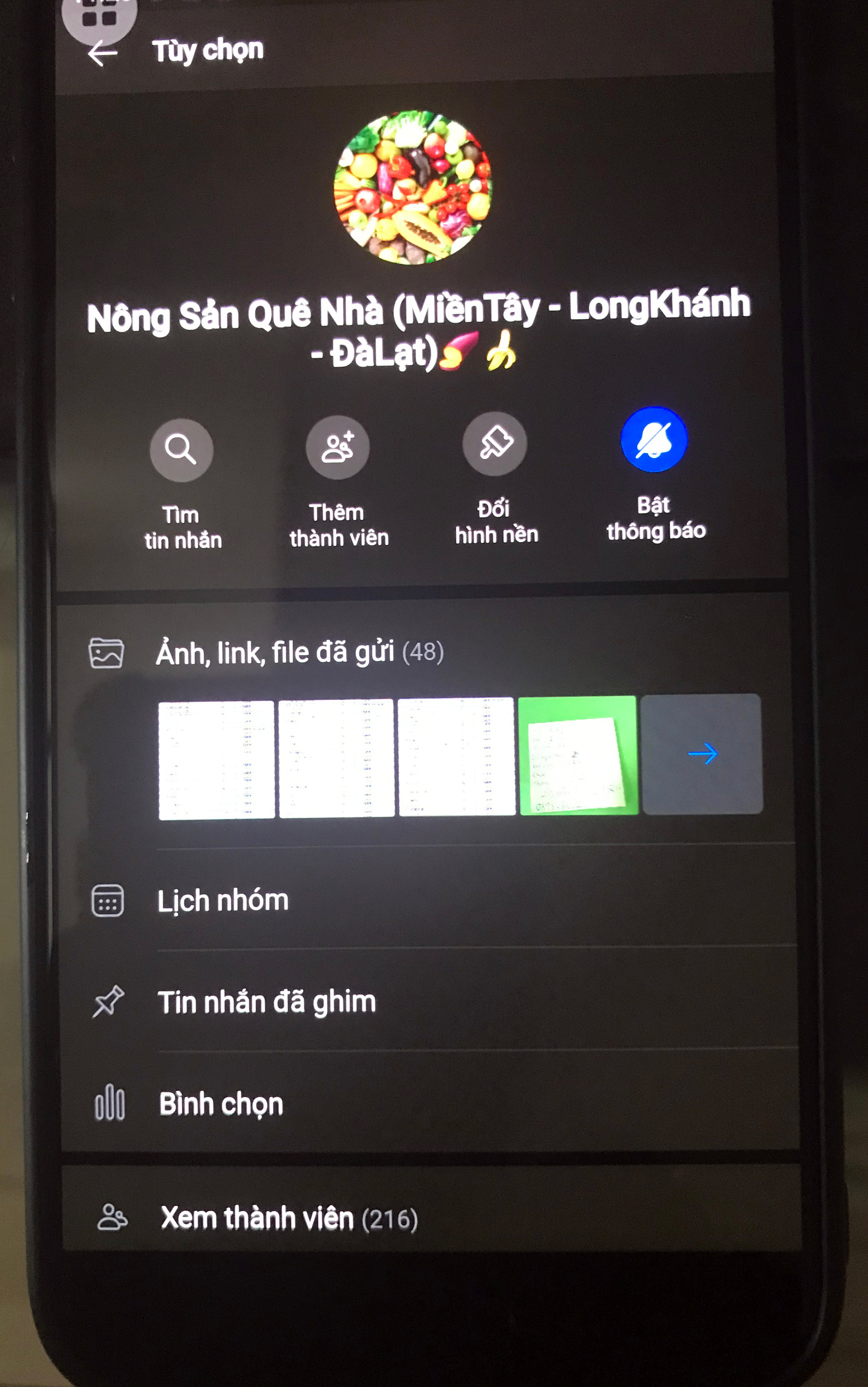 "Đặt hàng qua app, giao nhu yếu phẩm tận tay"