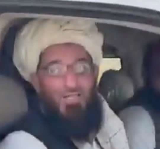 Mỹ chưa kịp rút hết, thủ lĩnh Vệ binh Đen của bin Laden trở về Afghanistan