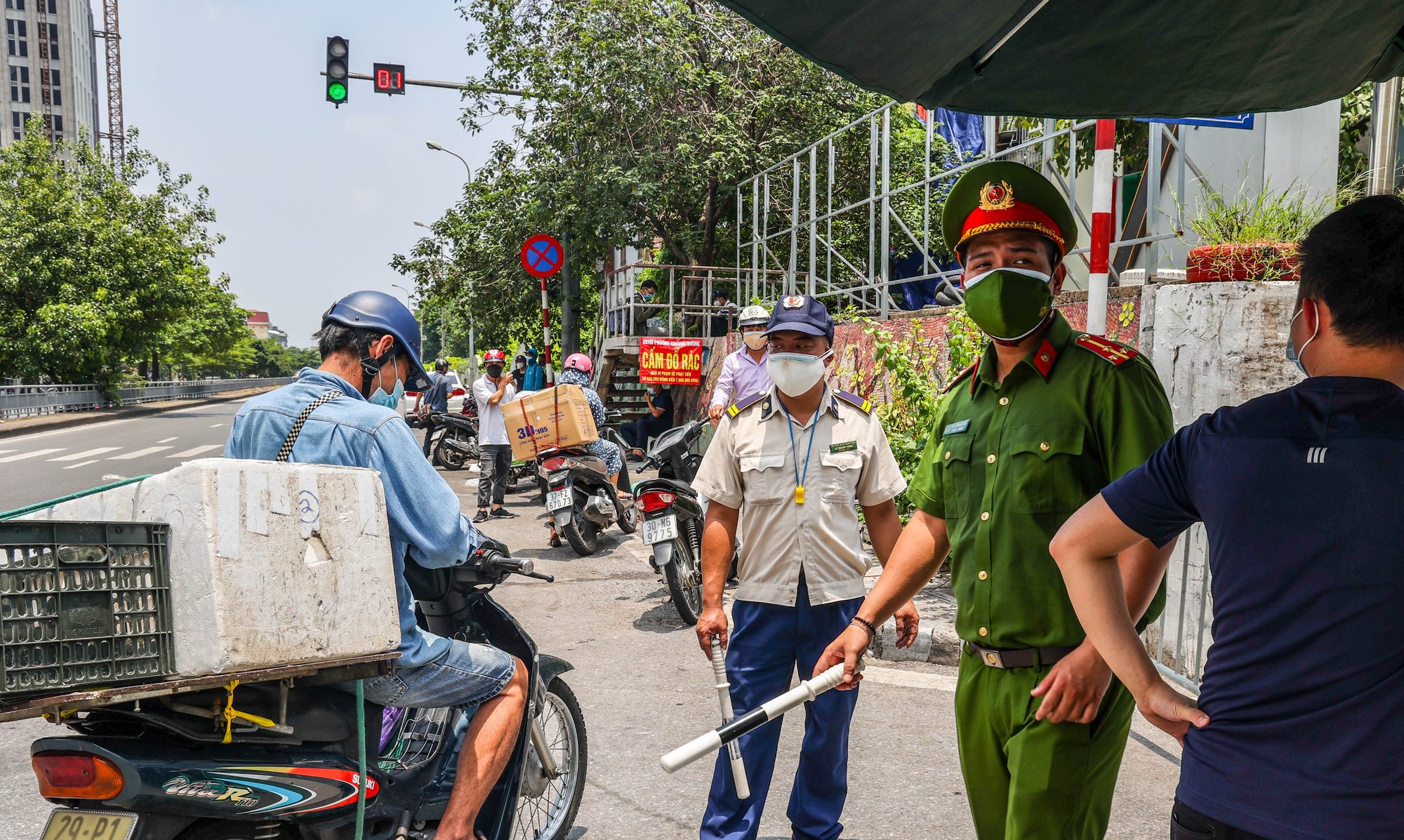 Ph&aacute;t hiện ca dương t&iacute;nh SARS-CoV-2 tại Bệnh viện Ung bướu H&agrave; Nội chưa r&otilde; nguồn l&acirc;y - Ảnh 1.