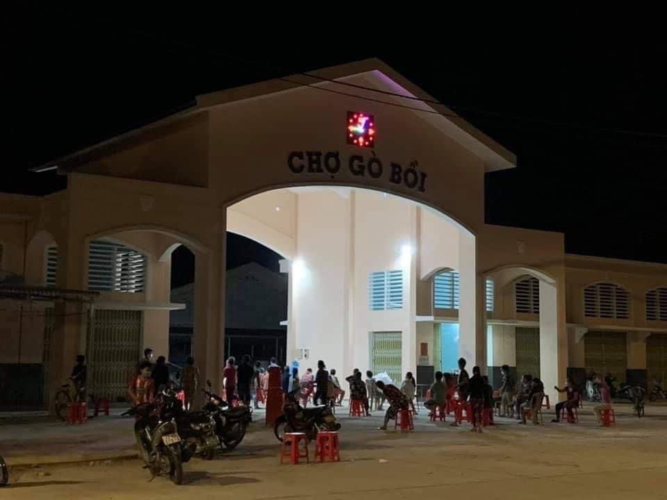 Bình Định thêm 13 ca Covid-19 liên quan ổ dịch chợ đầu mối