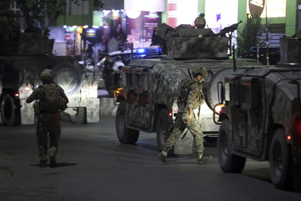 Mỹ rời đi, thủ đô Afghanistan đối mặt nguy cơ thất thủ - Ảnh 2.