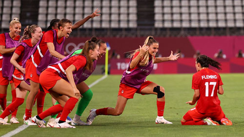 Trông đợi nhà vô địch mới của bóng đá nữ Olympic