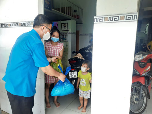 Phát động Giải thưởng "Báo chí đồng hành cùng Công đoàn TP HCM phòng chống đại dịch Covid-19"