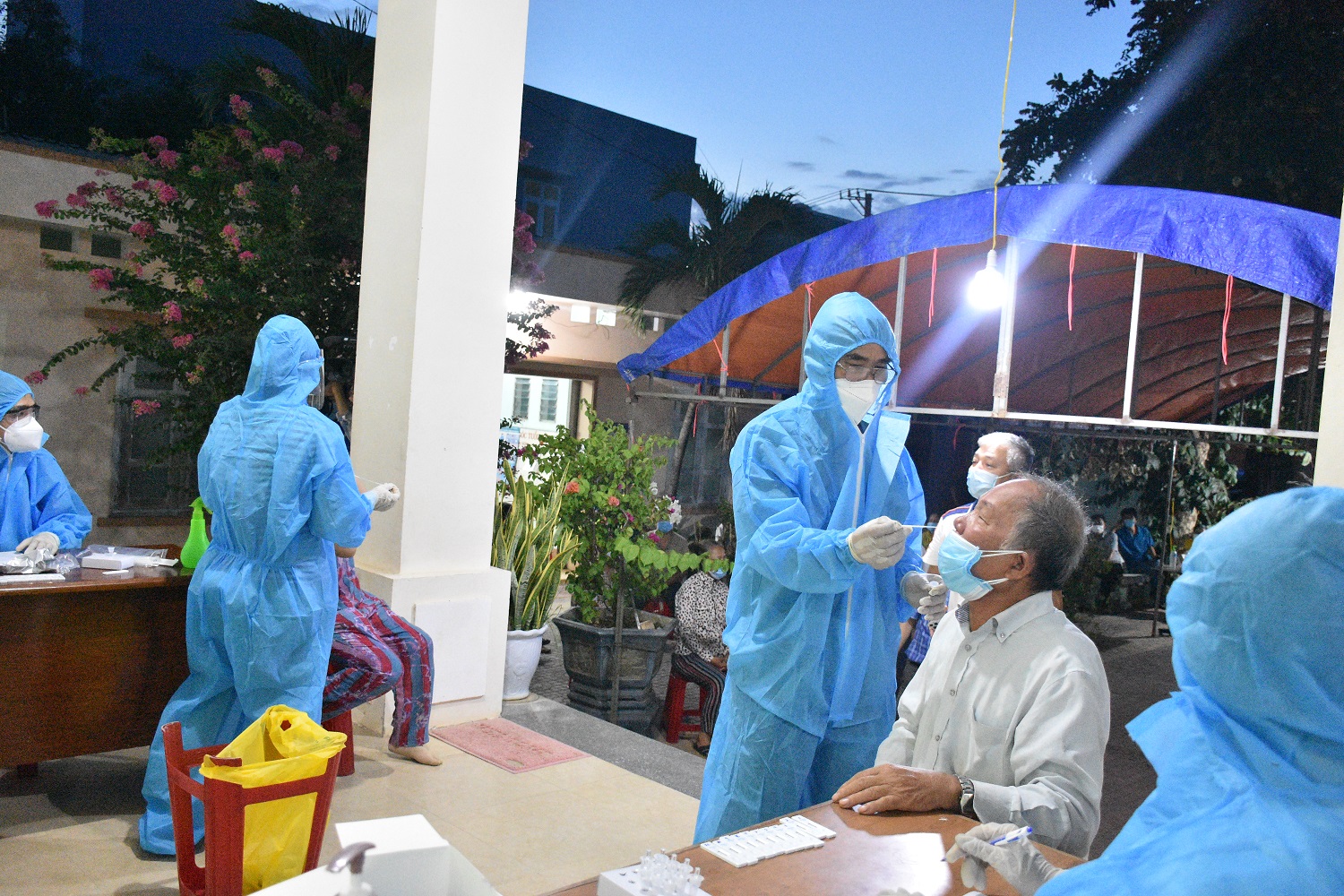 Bình Định: Liên quan nhiều bệnh nền ca mắc Covid-19 đầu tiên tử vong