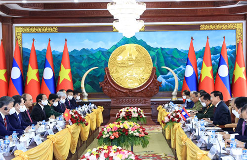 Việt - Lào đẩy mạnh hợp tác chiến lược