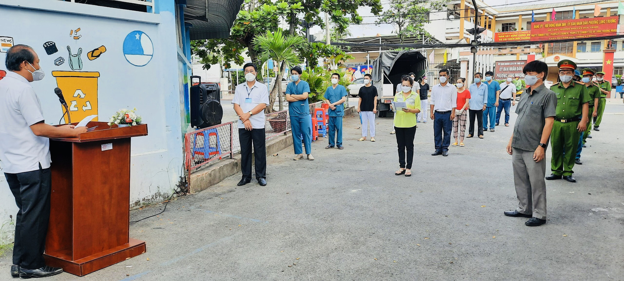 TP Thủ Đức t&aacute;ch F0, ti&ecirc;m vắc-xin để x&acirc;y dựng v&ugrave;ng an to&agrave;n - Ảnh 7.