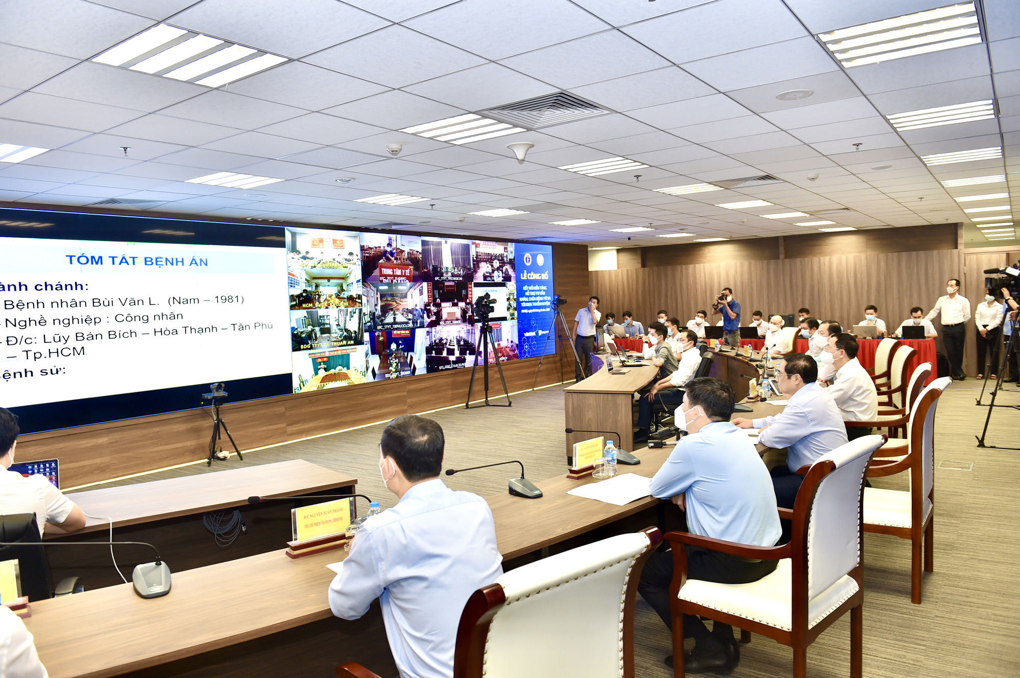 Telehealth gi&uacute;p điều trị trực tuyến bệnh nh&acirc;n Covid-19 ở 100% tuyến huyện - Ảnh 2.