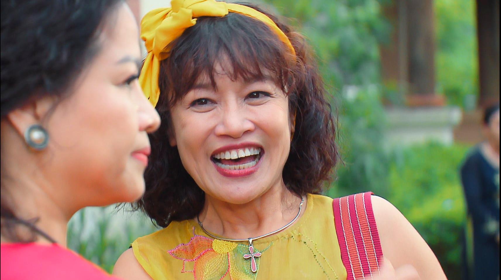 Hương vị tình thân phần 2 tập 26 (tập 97): Ông Sinh biến sắc tại đám cưới Long - Nam - Ảnh 3.