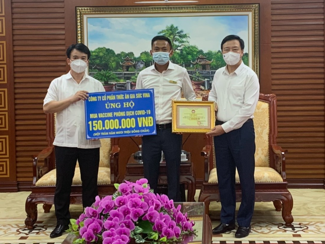 Vinafeed Group chi hàng tỉ đồng hỗ trợ những hoàn cảnh khó khăn