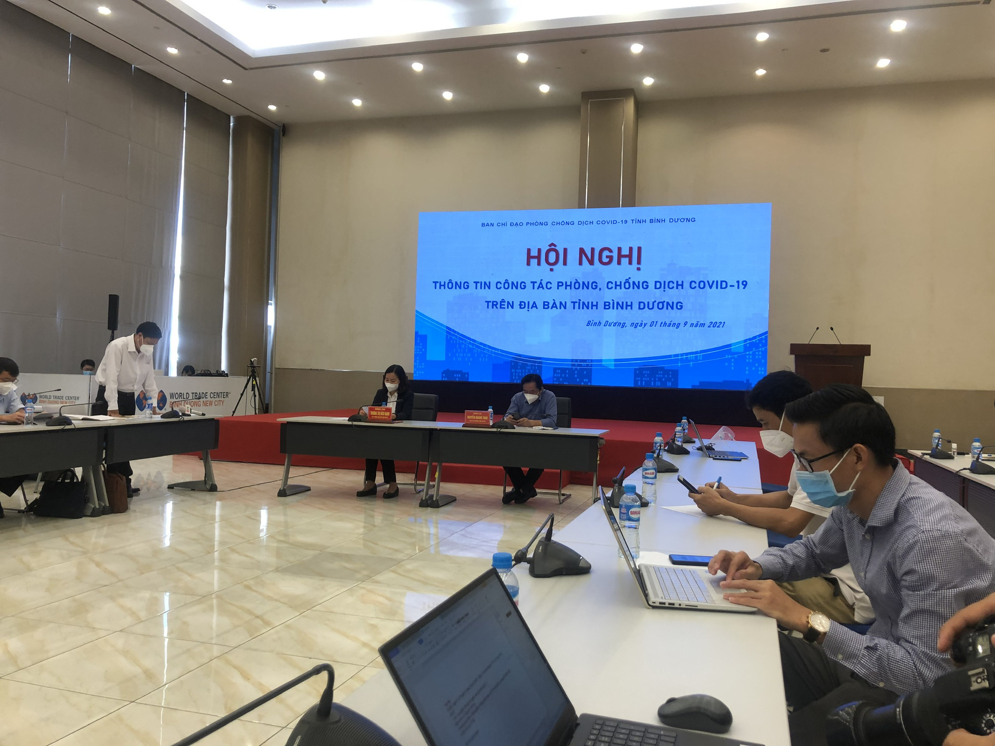 Ph&oacute; gi&aacute;m đốc C&ocirc;ng an B&igrave;nh Dương trả lời vụ tử vong sau khi bị 5 bệnh viện, ph&ograve;ng kh&aacute;m từ chối - Ảnh 1.