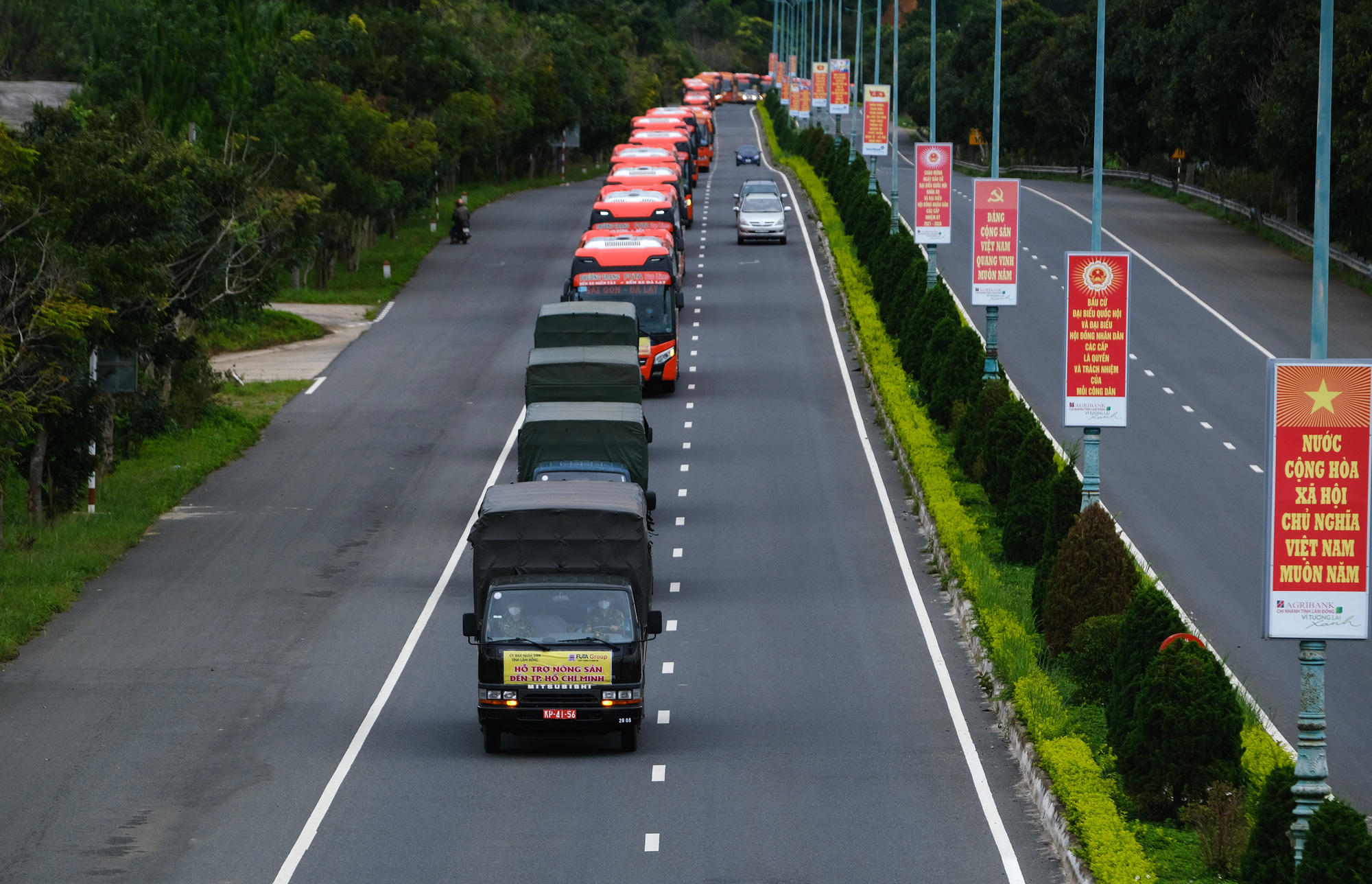 Phương Trang tiếp tục hỗ trợ TP HCM, Bình Dương chống dịch - Ảnh 3.