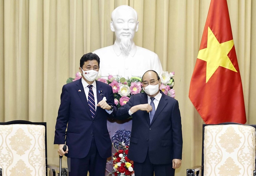 Chủ tịch nước Nguyễn Xuân Phúc tiếp Bộ trưởng Quốc phòng Nhật Bản