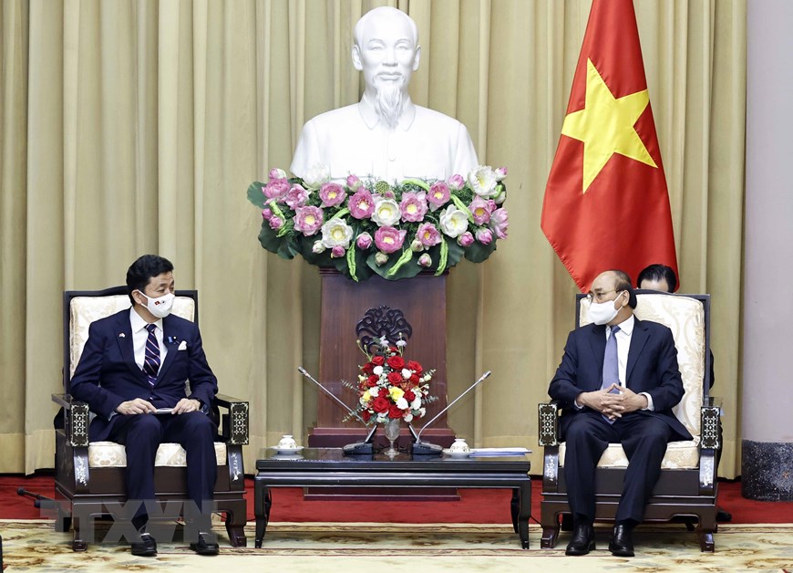 Chủ tịch nước Nguyễn Xuân Phúc tiếp Bộ trưởng Quốc phòng Nhật Bản - Ảnh 2.