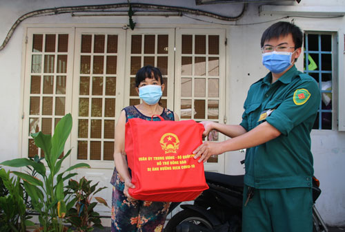 Thấy bộ đội là an tâm!