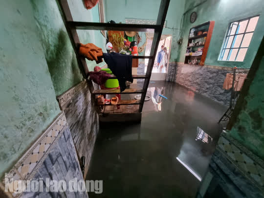 Khu d&acirc;n cư ngập s&acirc;u giữa trung t&acirc;m Đ&agrave; Nẵng - Ảnh 3.