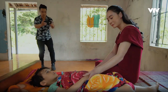 Hương vị t&igrave;nh th&acirc;n: Nam gi&uacute;p b&agrave; Xu&acirc;n minh oan, giải quyết c&aacute;c rắc rối khi l&agrave;m từ thiện? - Ảnh 1.