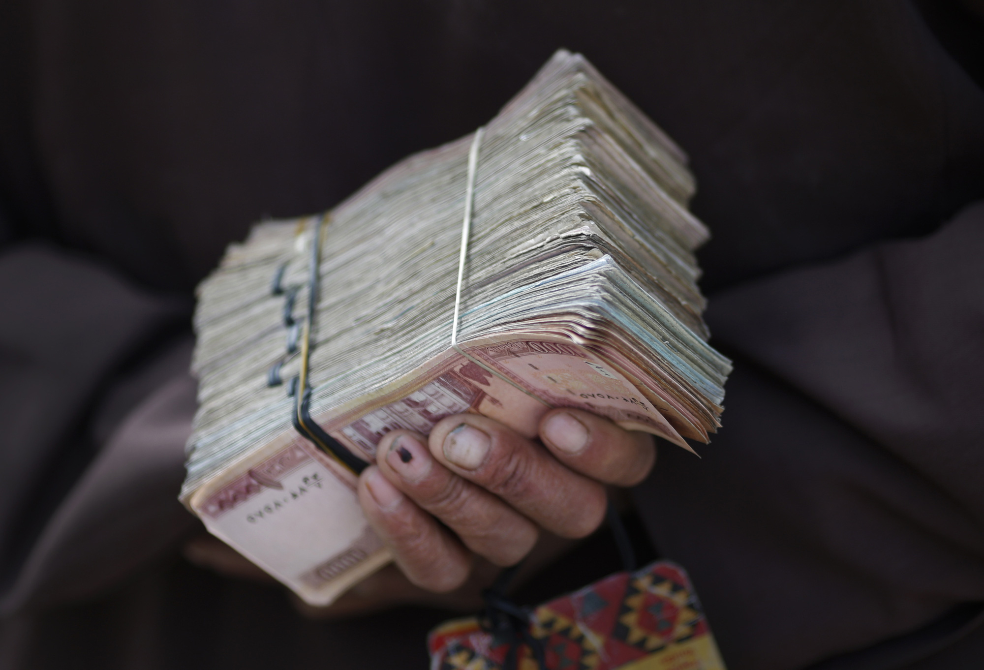 2.100 tỉ USD của Mỹ đã "đè nát" Afghanistan như thế nào?