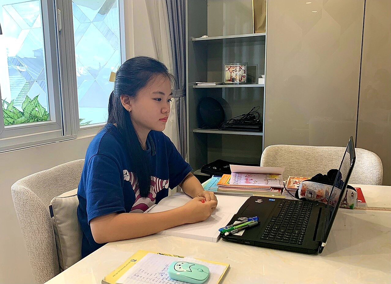 TP HCM: 94,34% học sinh tiểu học tham gia học tr&ecirc;n internet - Ảnh 1.