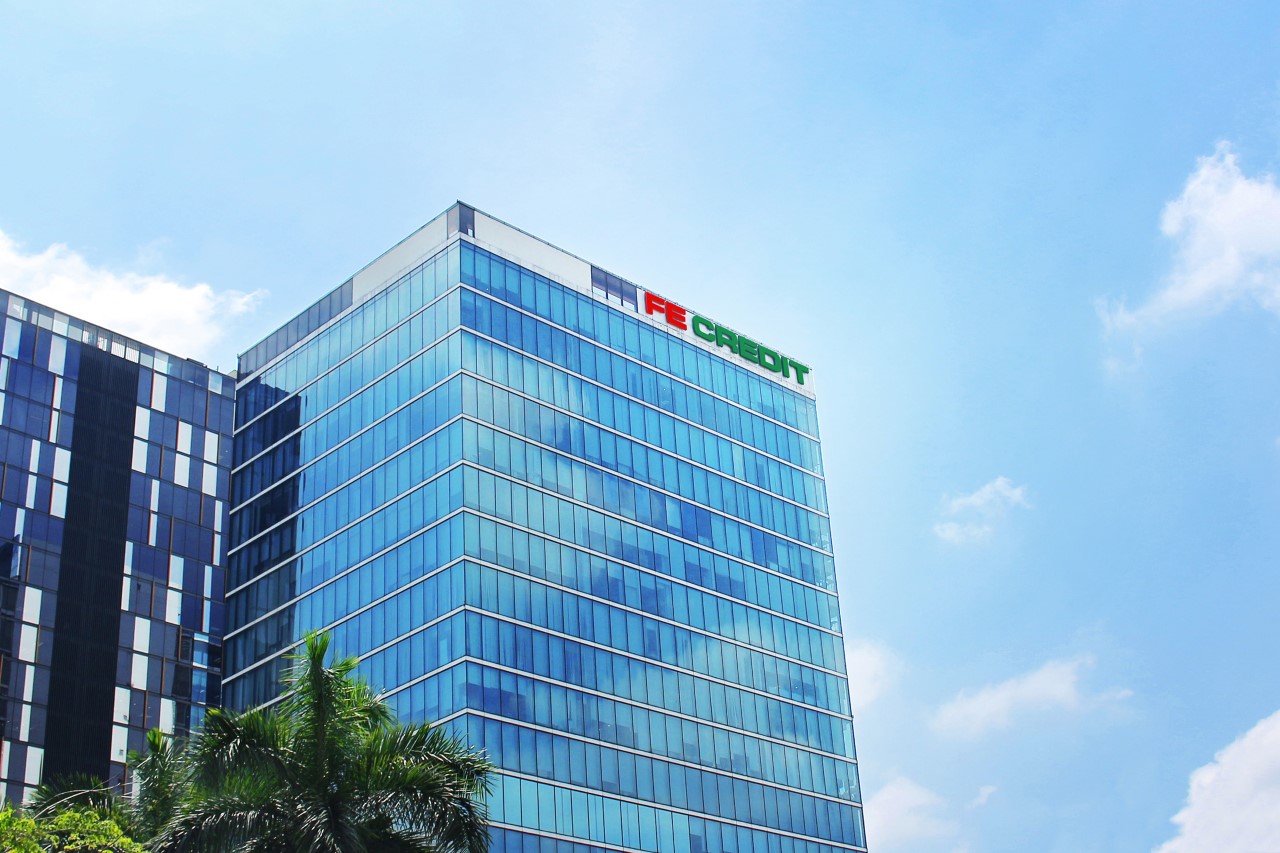 FE CREDIT được chấp thuận nguyên tắc chuyển đổi hình thức pháp lý - Ảnh 1.