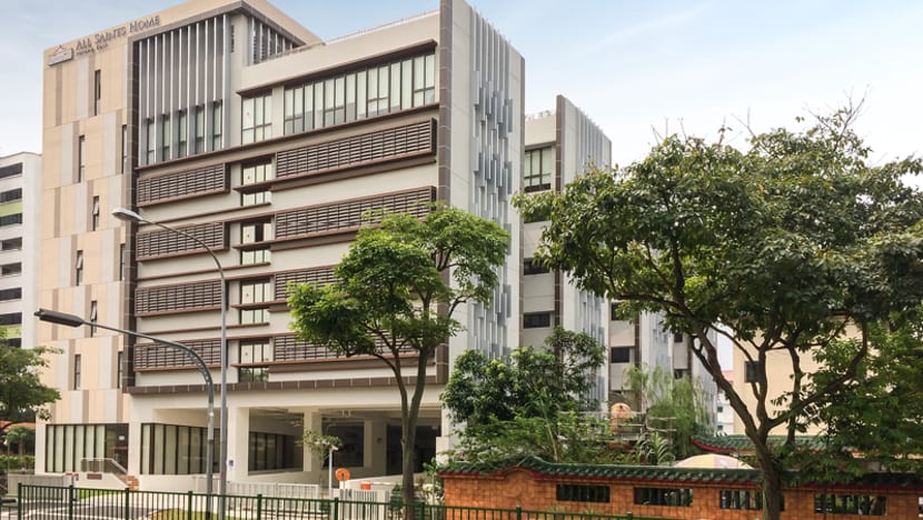 Singapore, Trung Quốc ghi nhận h&agrave;ng loạt ca Covid-19 mới - Ảnh 1.