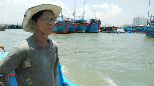 Gỡ vướng cho ngư dân ra khơi