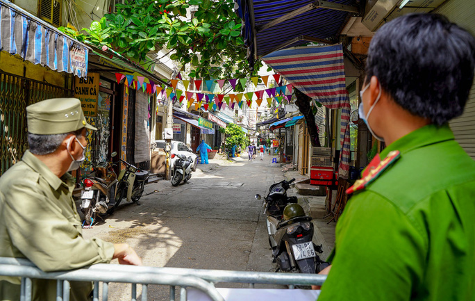 Điều kiện nào để trở lại trạng thái "bình thường mới" với địa phương đang giãn cách?