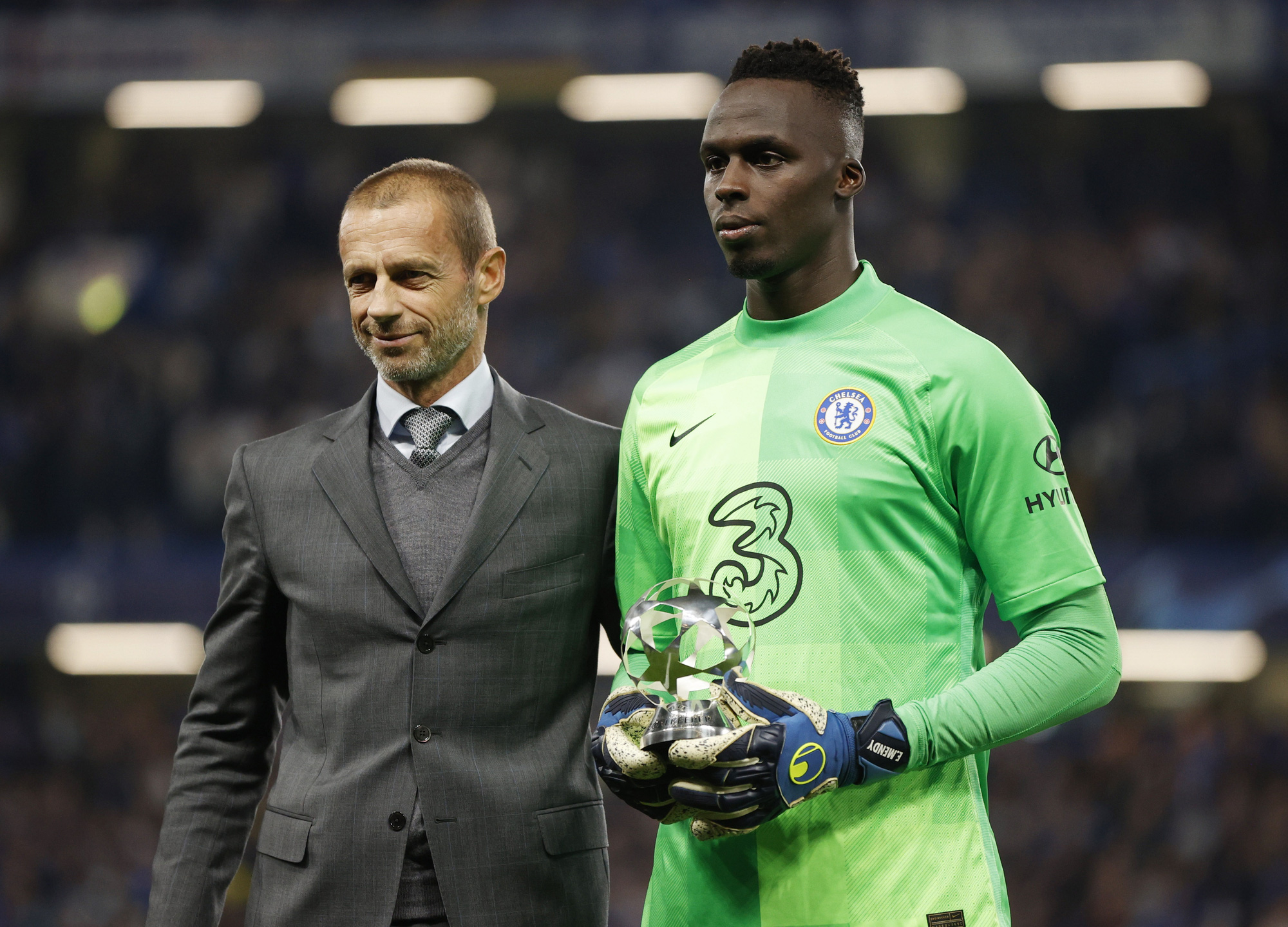 Quái vật khung thành Edouard Mendy hụt Quả bóng vàng 2021 - Ảnh 4.