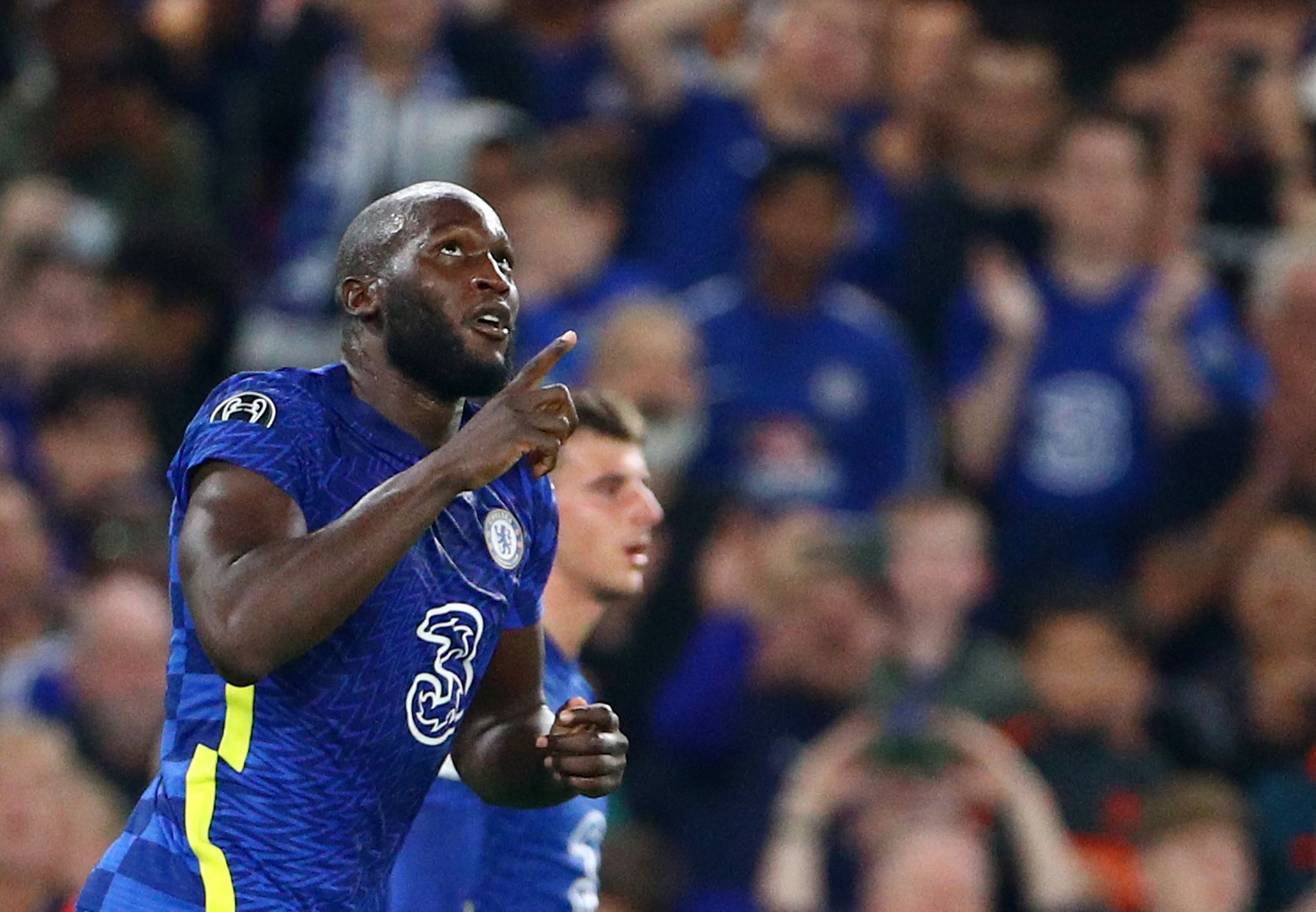 Lukaku giúp Chelsea ra quân thắng lợi, Juventus đại phá Malmo