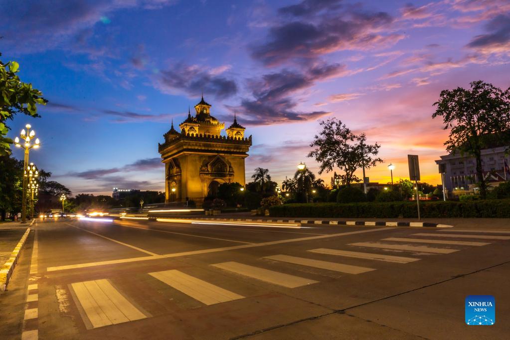Covid-19: Lào gia hạn phong tỏa lần thứ 10, Thái Lan chấp nhận rủi ro