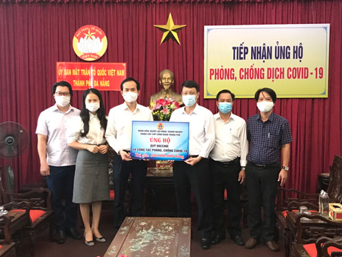 Đà Nẵng: Ủng hộ 800 triệu đồng cho Quỹ Vắc-xin phòng chống dịch bệnh