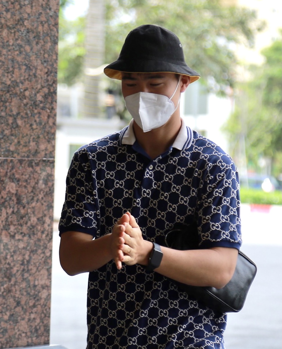 C&ocirc;ng Phượng hội qu&acirc;n c&ugrave;ng đội tuyển Việt Nam chờ đấu tuyển Trung Quốc - Ảnh 8.
