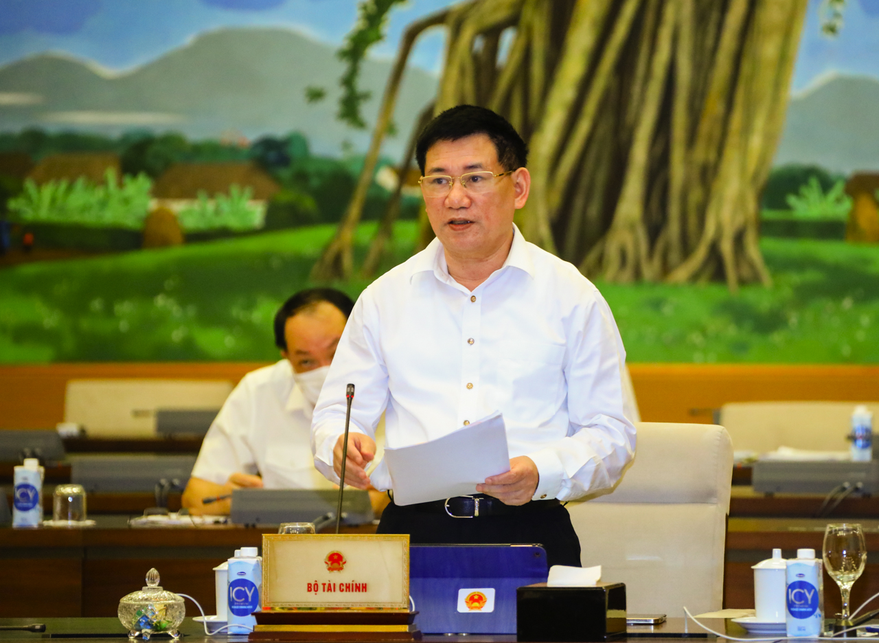 Ủy ban Thường vụ Quốc hội thông qua nghị quyết hỗ trợ người dân, doanh nghiệp