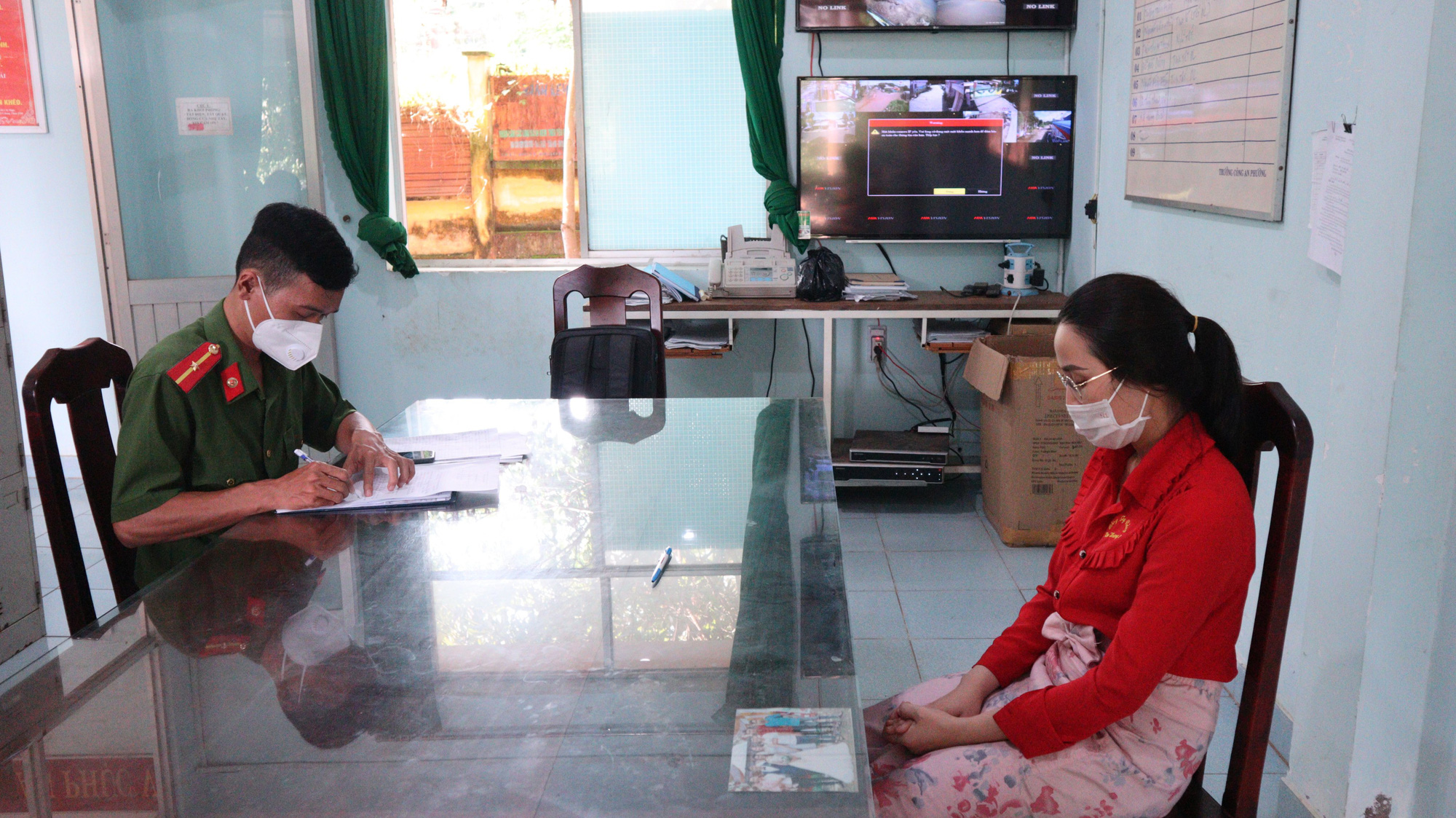 Bình Phước: Khởi tố nhân viên trộm 2.380 nhẫn vàng