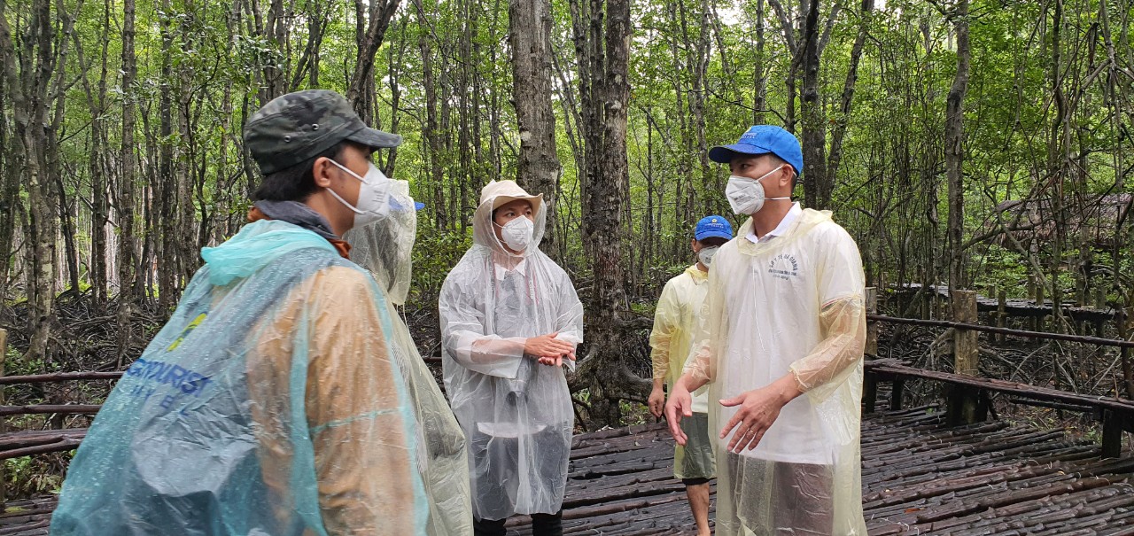 Tour Cần Giờ đ&oacute;n những vị kh&aacute;ch đặc biệt - Ảnh 3.