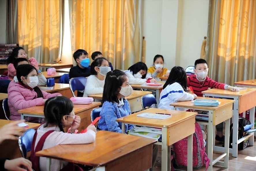 1,3 triệu học sinh Hà Nội sẽ được giảm 50% học phí cả năm học 2021-2022