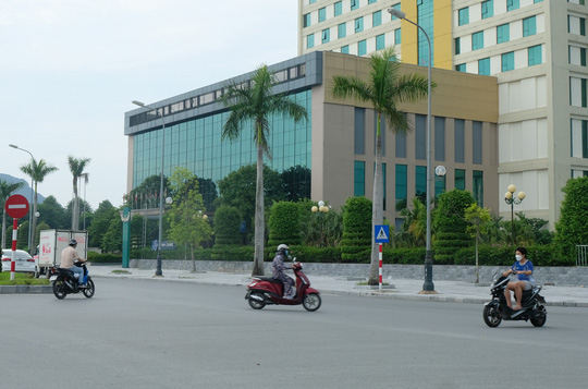 Hà Nội thực hiện nghiêm giãn cách xã hội trong ngày Quốc khánh 2-9 - Ảnh 27.