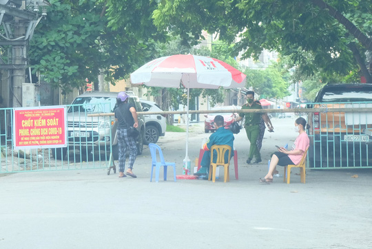 Hà Nội thực hiện nghiêm giãn cách xã hội trong ngày Quốc khánh 2-9 - Ảnh 24.