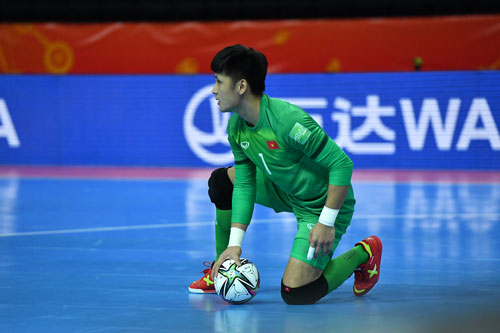 Hồ Văn Ý: "Người nhện" tuyển futsal Việt Nam