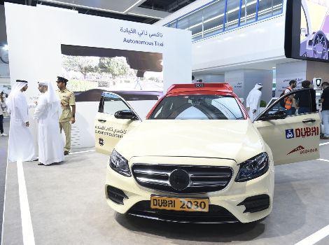 Dubai thử nghiệm dịch vụ taxi kh&ocirc;ng người l&aacute;i - Ảnh 2.