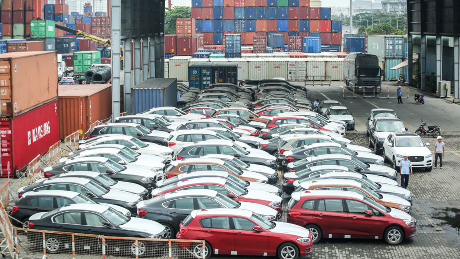 Đề xuất được nhập khẩu ôtô về cảng biển ở Thanh Hóa