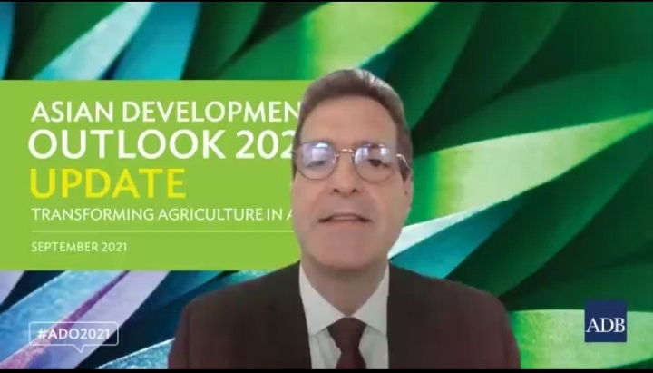 ADB hạ dự b&aacute;o tăng trưởng Việt Nam năm 2021 c&ograve;n 3,8% - Ảnh 1.